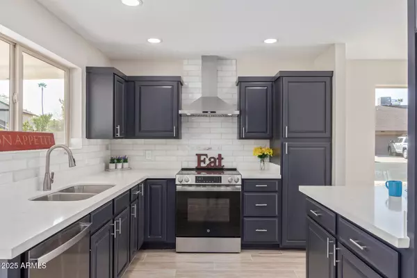 Mesa, AZ 85202,1537 W IMPALA Avenue