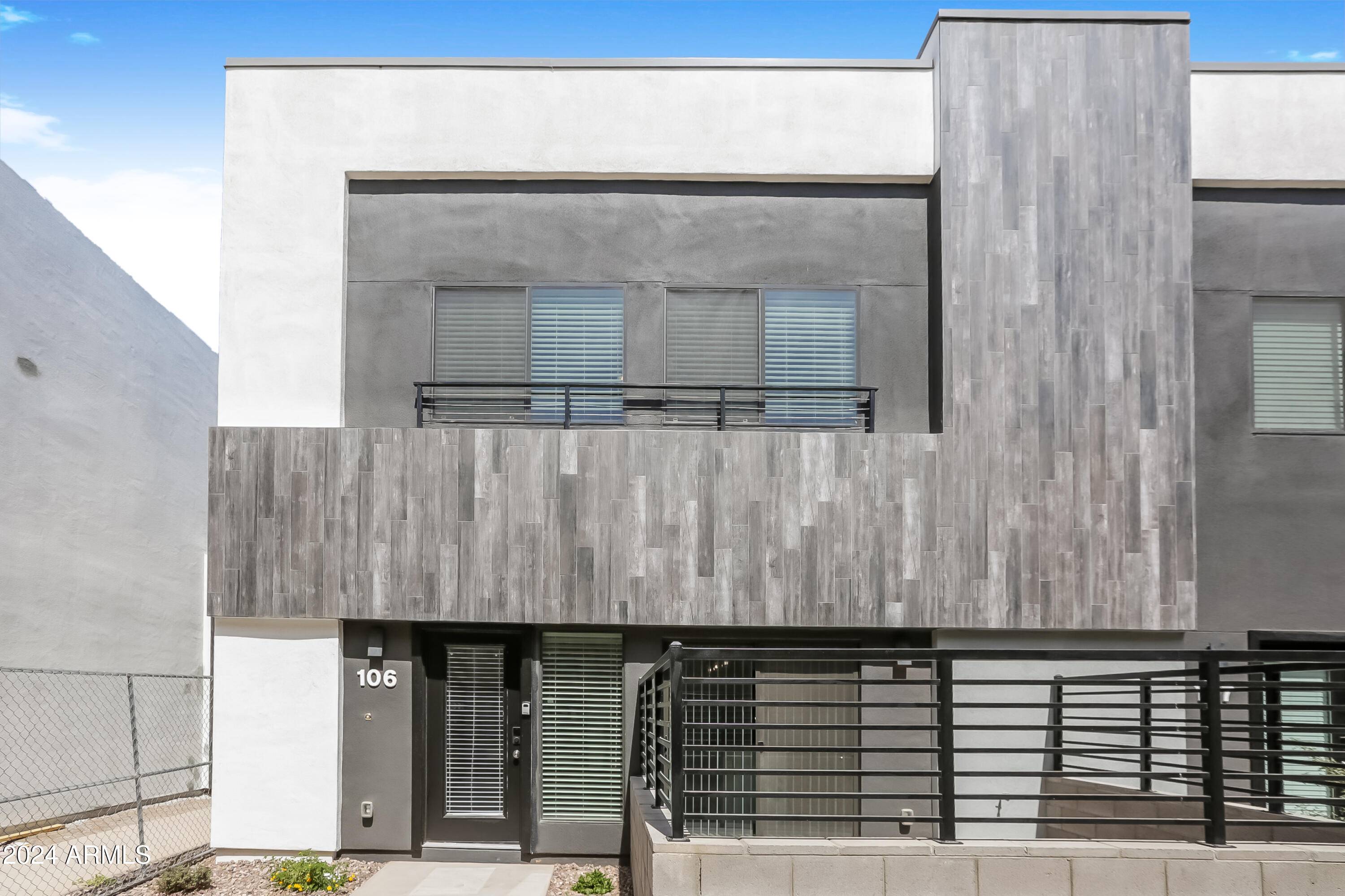 Mesa, AZ 85204,1119 S STAPLEY Drive #105