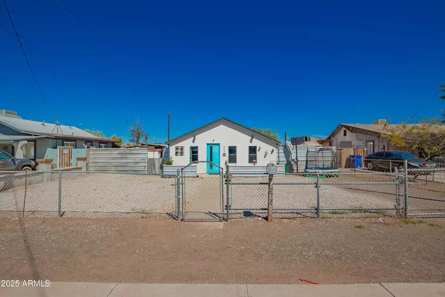 3040 W YUMA Street, Phoenix, AZ 85009