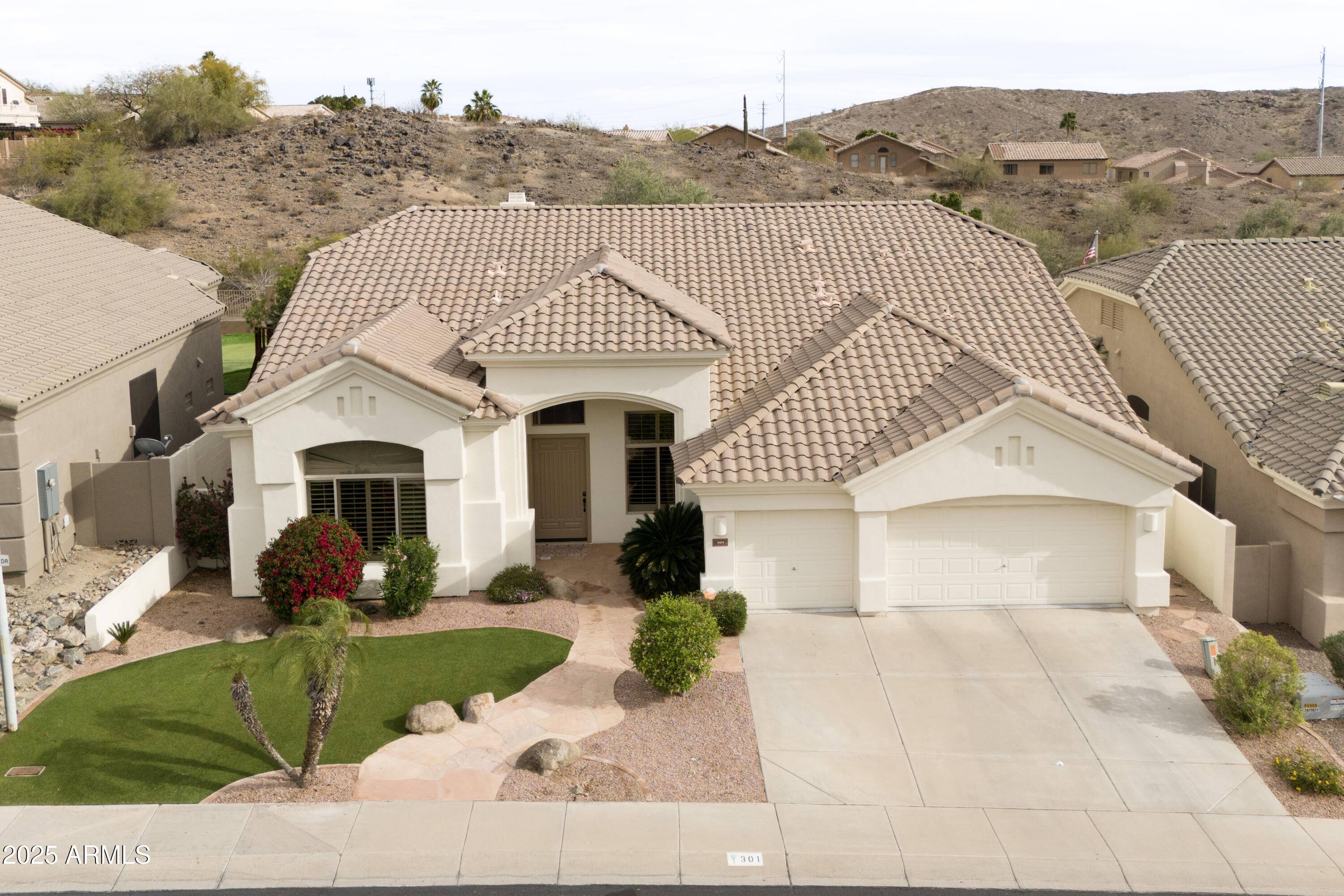 301 E ASHURST Drive, Phoenix, AZ 85048