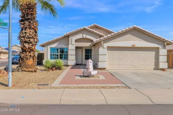 6904 W GOLDEN Lane,  Peoria,  AZ 85345