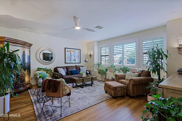 Phoenix, AZ 85050,18916 N 43RD Way