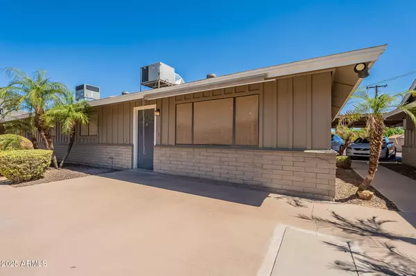 Tempe, AZ 85282,2515 S COLLEGE Avenue #10