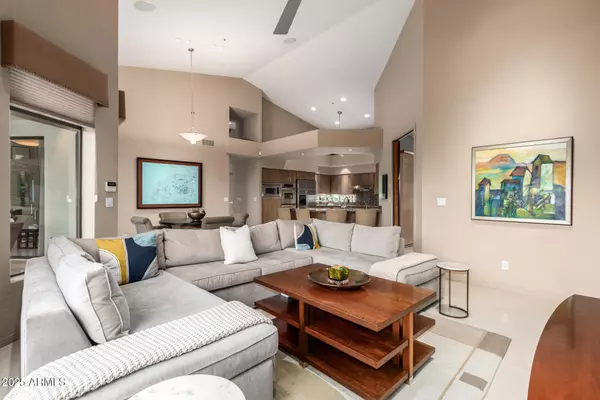 7380 E TURQUOISE Avenue Scottsdale, AZ 85258