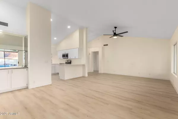 Chandler, AZ 85248,3861 S Acacia Court