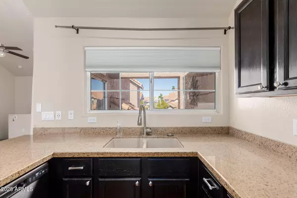 Gilbert, AZ 85234,1633 E LAKESIDE Drive #106