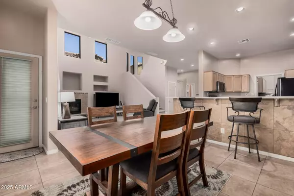 Phoenix, AZ 85042,3131 E Legacy Drive #1107