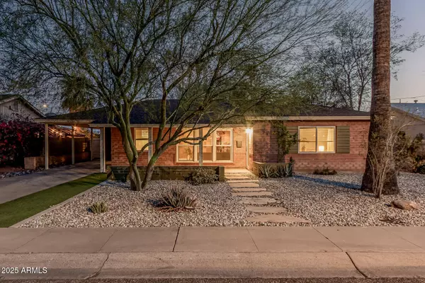 Phoenix, AZ 85015,1513 W MITCHELL Drive