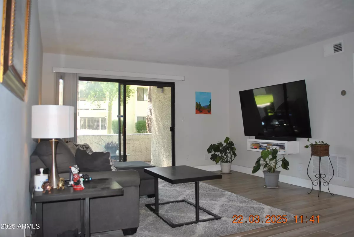 Paradise Valley, AZ 85253,10444 N 69TH Street #128