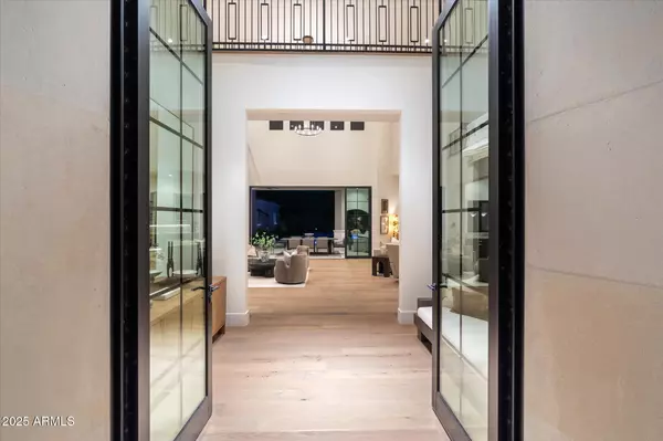 Scottsdale, AZ 85255,9735 E KEMPER Way