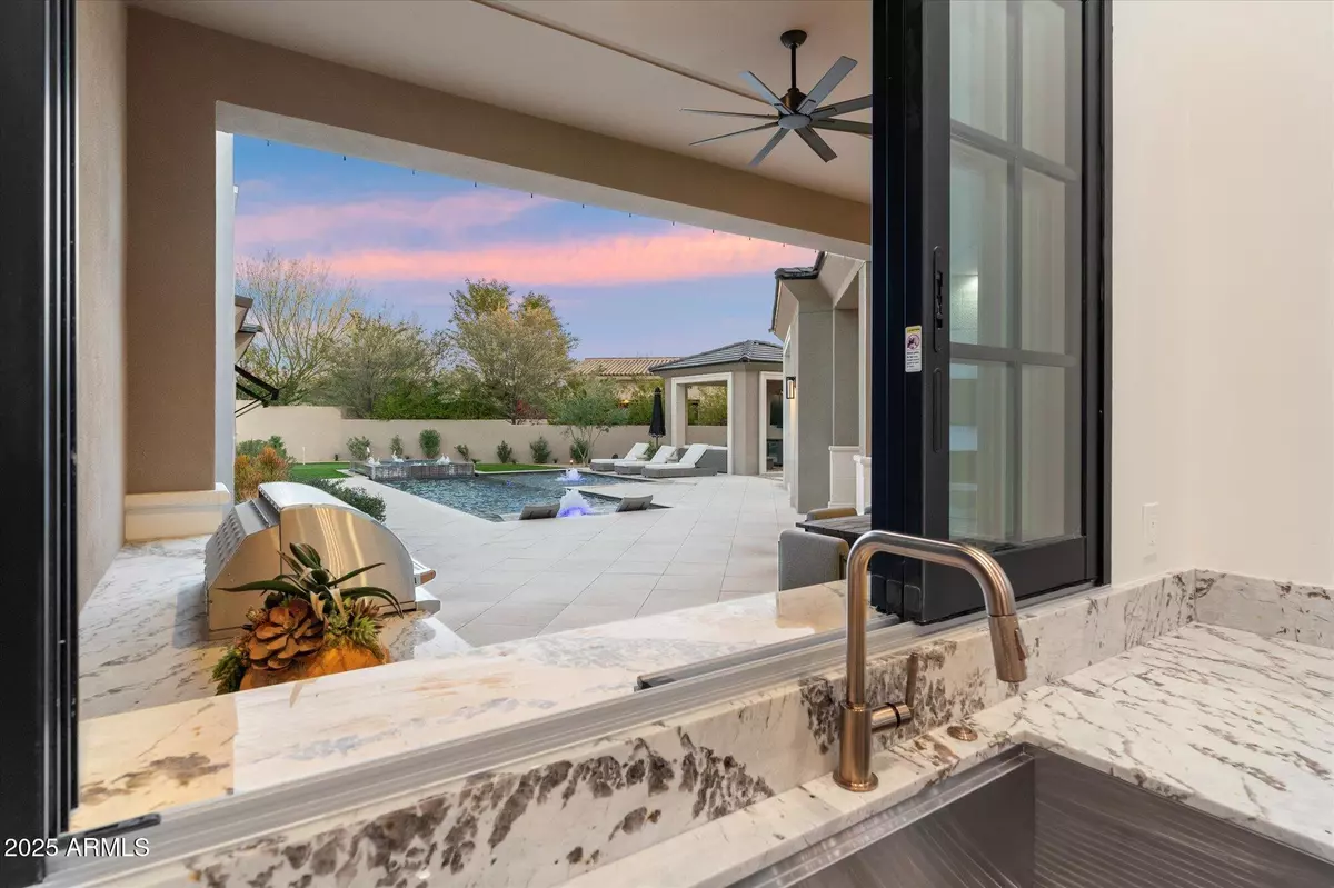 Scottsdale, AZ 85255,9735 E KEMPER Way