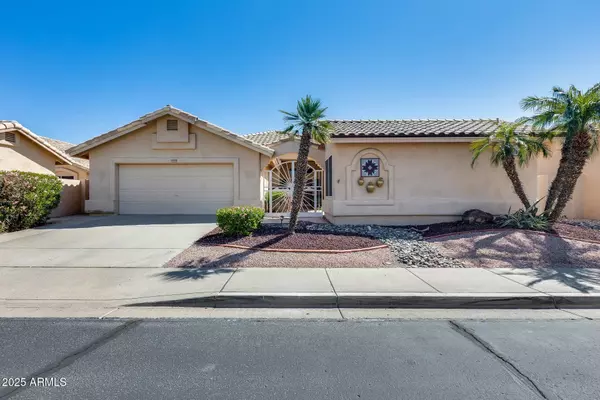 17741 N DESERT FLOWER Trail, Surprise, AZ 85374