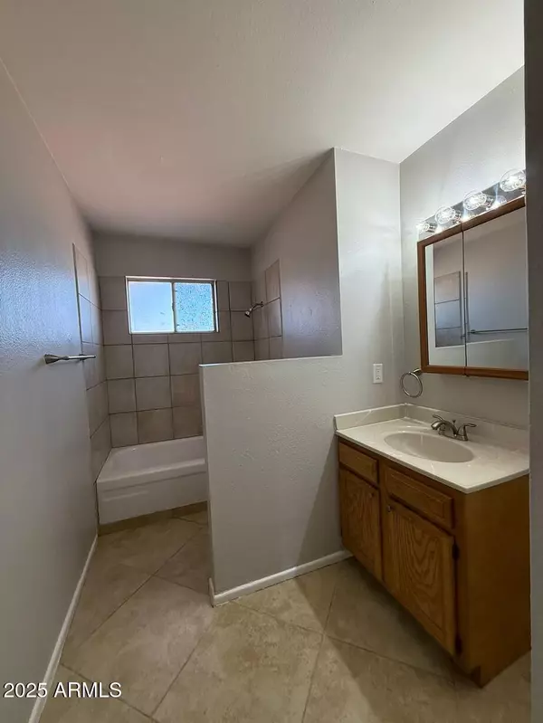 Mesa, AZ 85204,1461 E FLOSSMOOR Avenue