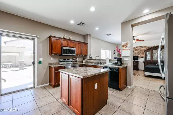 Tolleson, AZ 85353,10037 W CHIPMAN Road