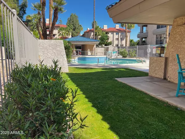 Phoenix, AZ 85016,5132 N 31ST Way #123