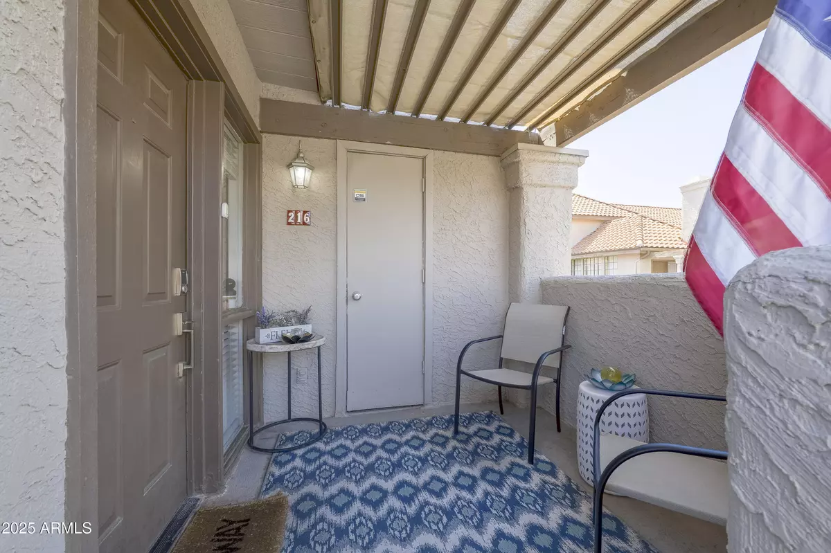 Scottsdale, AZ 85257,1211 N MILLER Road #216