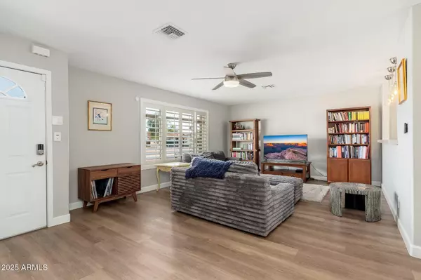Scottsdale, AZ 85250,8656 E Plaza Avenue