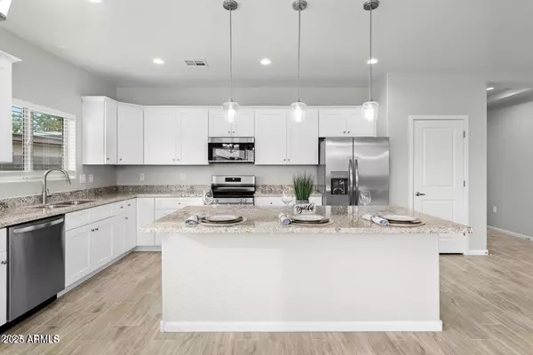 14753 S CAPISTRANO Road Arizona City, AZ 85123