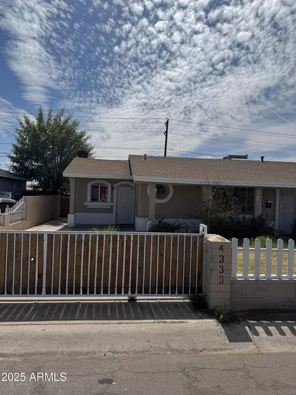 Phoenix, AZ 85031,4339 W CRITTENDEN Lane