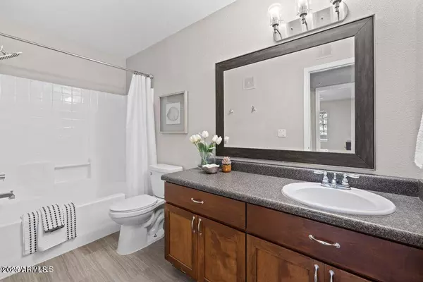 Flagstaff, AZ 86001,1385 W UNIVERSITY Avenue #202