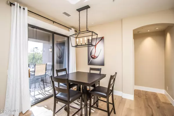 Mesa, AZ 85207,7445 E EAGLE CREST Drive #1068