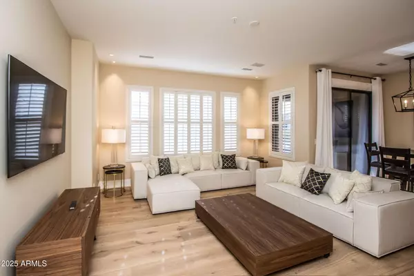 Mesa, AZ 85207,7445 E EAGLE CREST Drive #1068