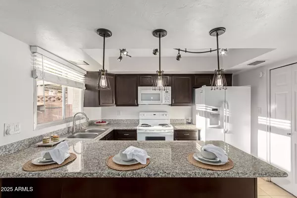 Scottsdale, AZ 85250,8443 E MONTEBELLO Avenue