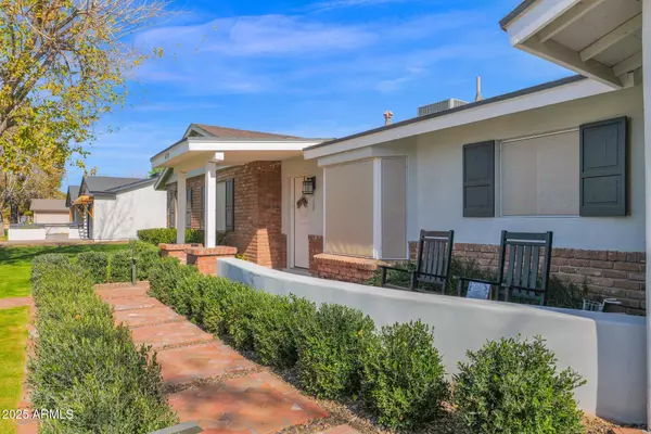 Phoenix, AZ 85018,4739 N 34TH Place