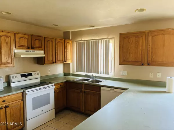 Tempe, AZ 85282