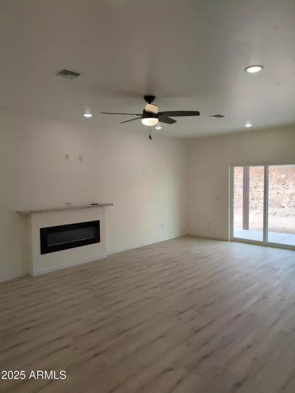Safford, AZ 85546,624 W Mohawk --