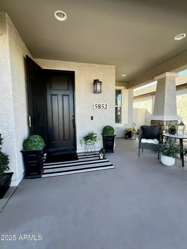 Mesa, AZ 85212,5852 S TOBIN --