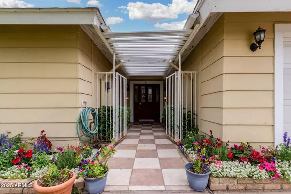 Phoenix, AZ 85033,4727 N 64th Lane