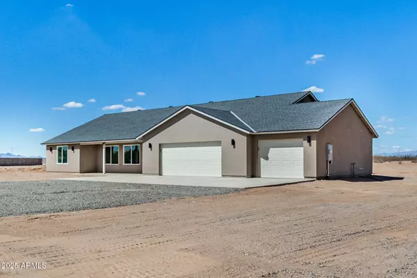 Wittmann, AZ 85361,23132 W Lone Mountain Road