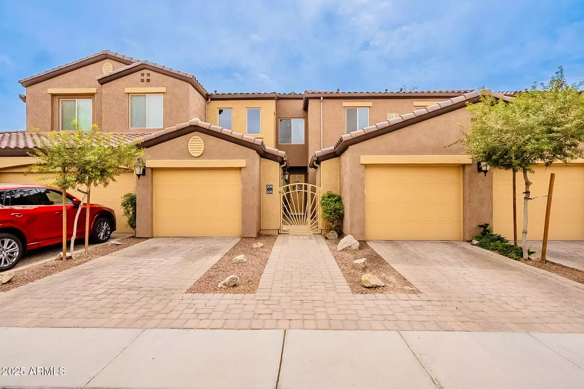 Chandler, AZ 85248,250 W QUEEN CREEK Road #206