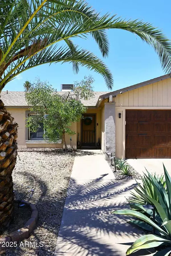 Phoenix, AZ 85032,2424 E ASTER Drive