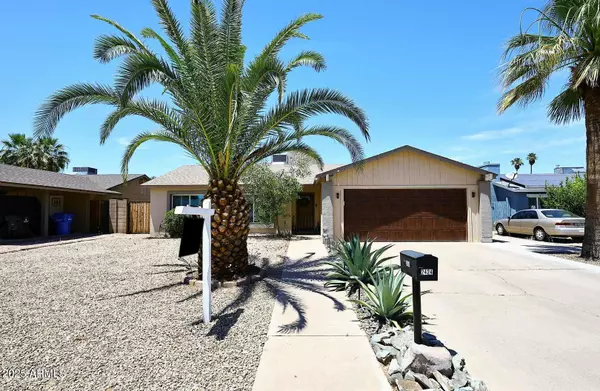 2424 E ASTER Drive, Phoenix, AZ 85032