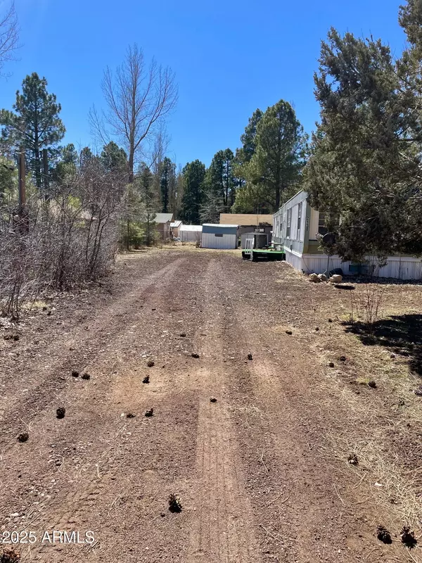 Flagstaff, AZ 86001,2138 Chuska Ovi --