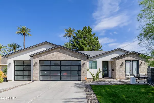 Phoenix, AZ 85018,4220 E GLENROSA Avenue