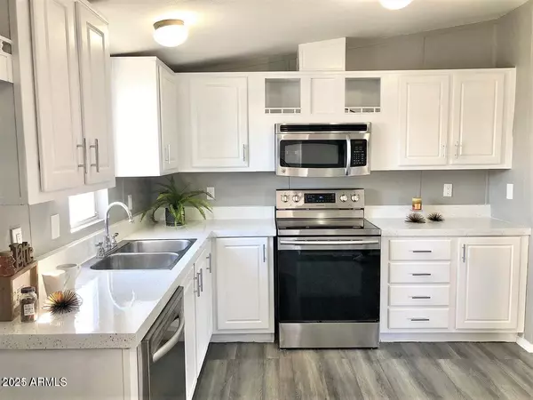 Phoenix, AZ 85032,2512 E Waltann Lane