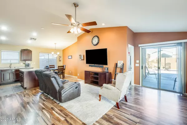 4056 E ROCK Drive San Tan Valley, AZ 85143