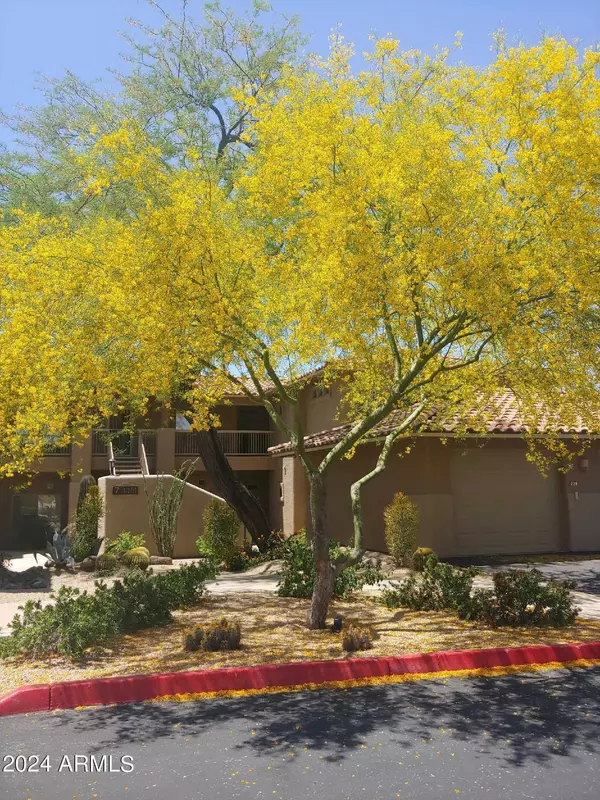 Scottsdale, AZ 85255,8880 E PARAISO Drive #121
