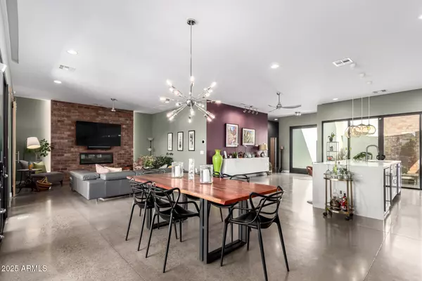 6840 N 13TH Place Phoenix, AZ 85014