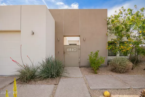 Phoenix, AZ 85014,6840 N 13TH Place