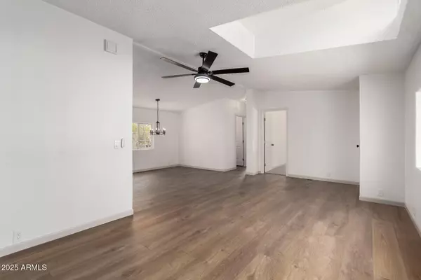 Phoenix, AZ 85022,13031 N 19TH Way