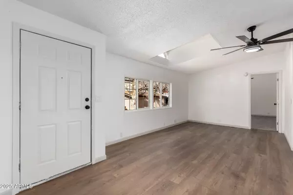 Phoenix, AZ 85022,13031 N 19TH Way