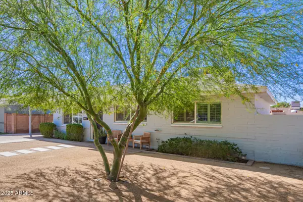 Phoenix, AZ 85020,837 E ORCHID Lane