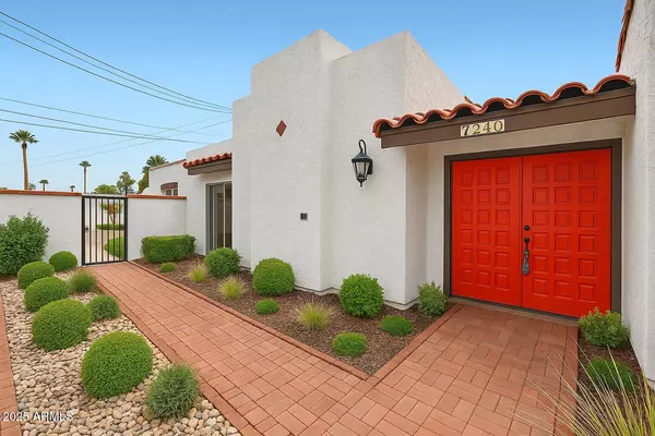 Mesa, AZ 85201,740 W MOUNTAIN VIEW Drive