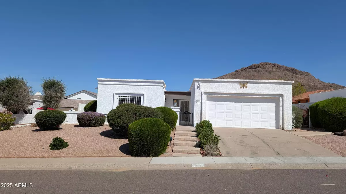 Phoenix, AZ 85022,1222 E ACOMA Drive