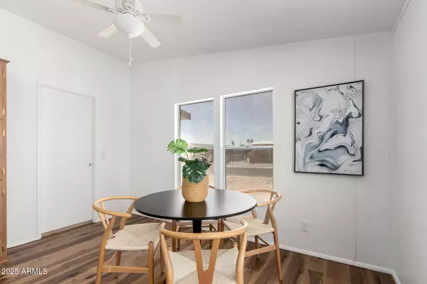 7707 E GARNET Avenue Mesa, AZ 85209