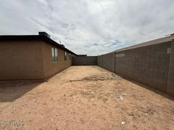 Phoenix, AZ 85009,3316 W JACKSON Street #A,B